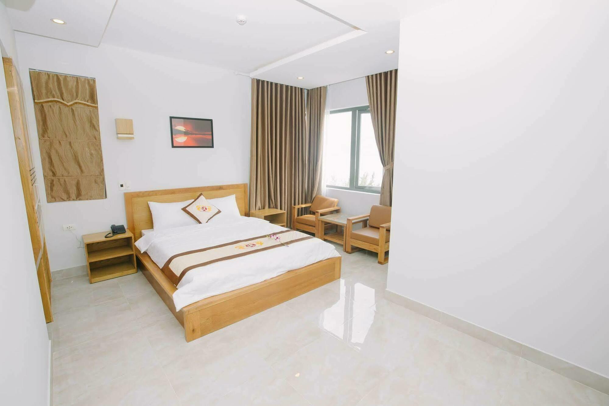 Tan Hoang Long Hotel Da Nang Exteriör bild